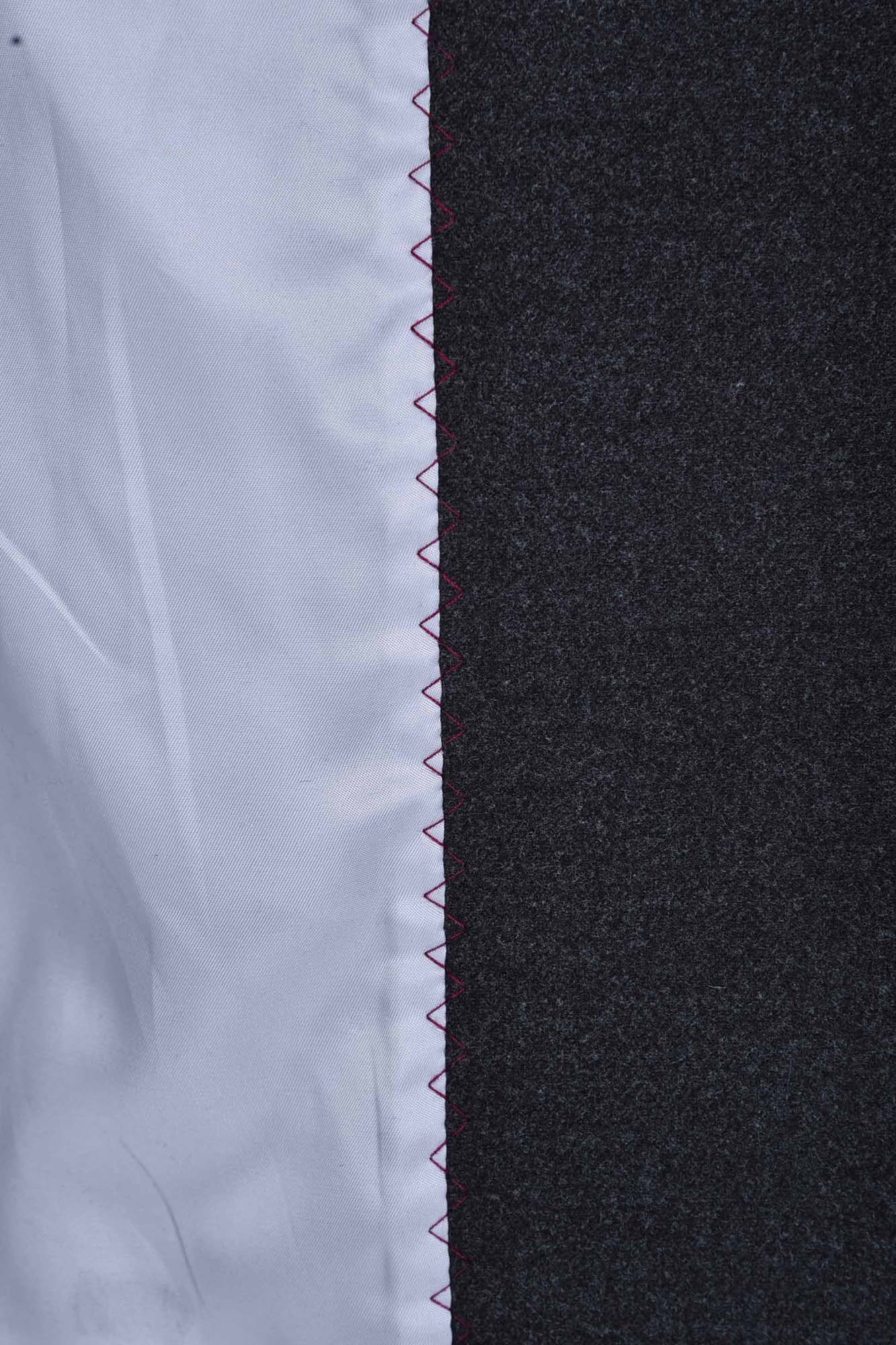 پالتو بلند یقه ایستاده با دوخت تزیینی