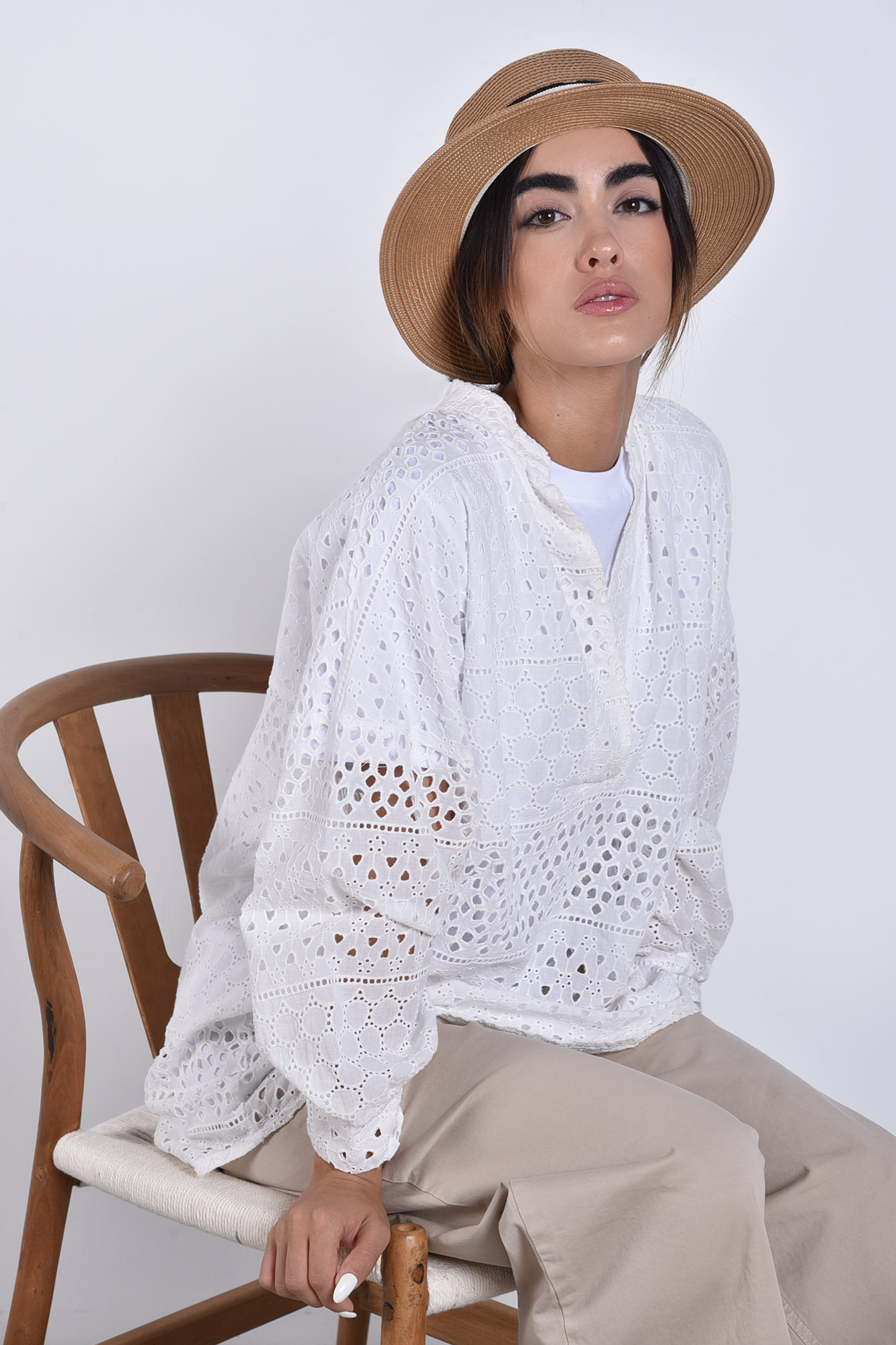 مانتو خامه دوزی جلو بسته