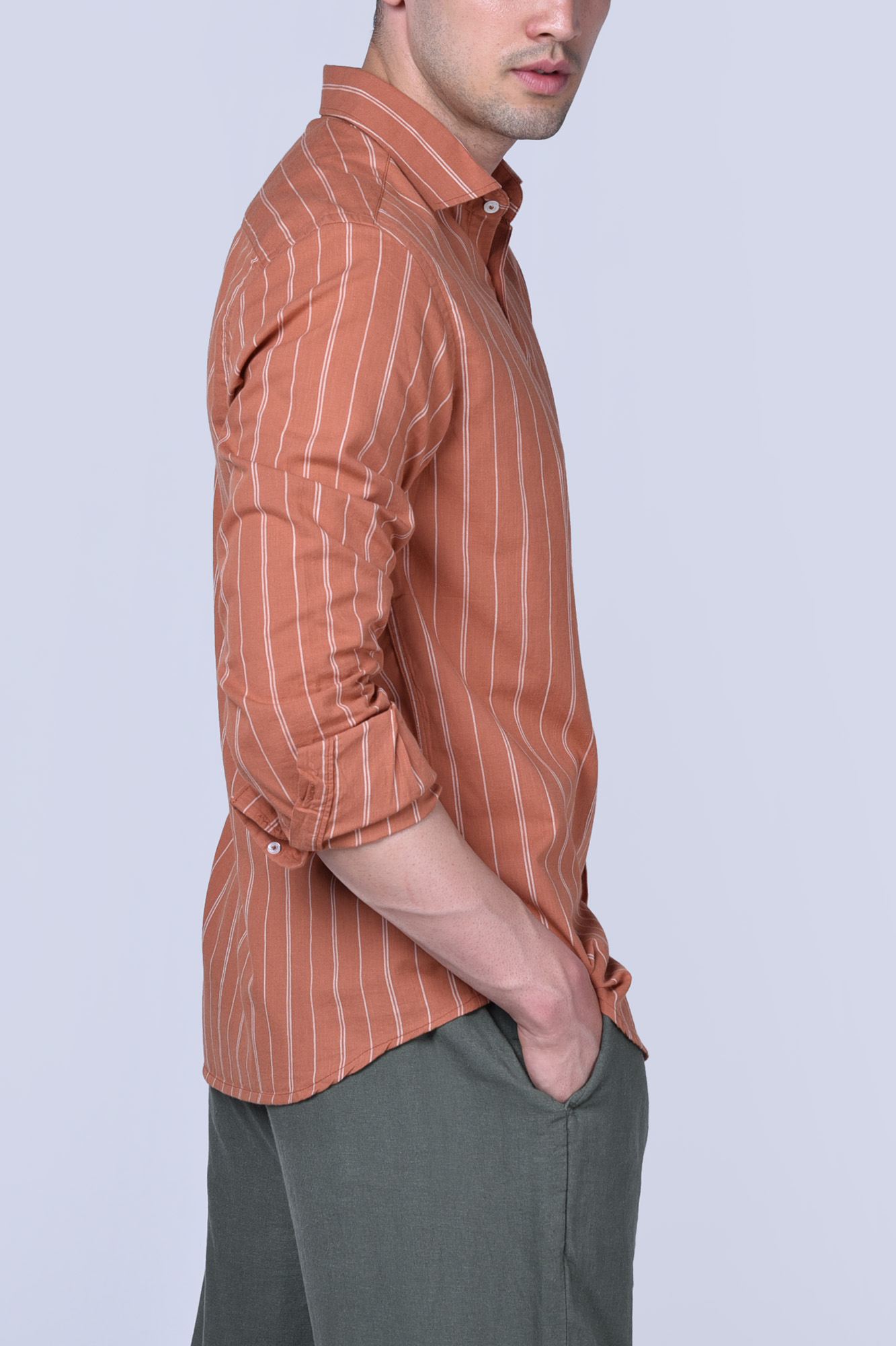 پیراهن مردانه آستین بلند راه راه اسلیم