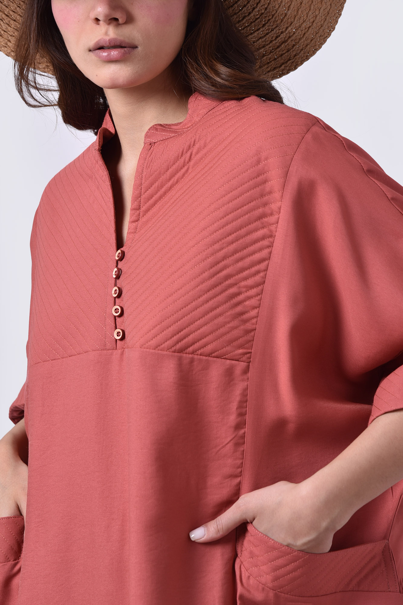 مانتو جلو بسته بلند پنبه دوزی