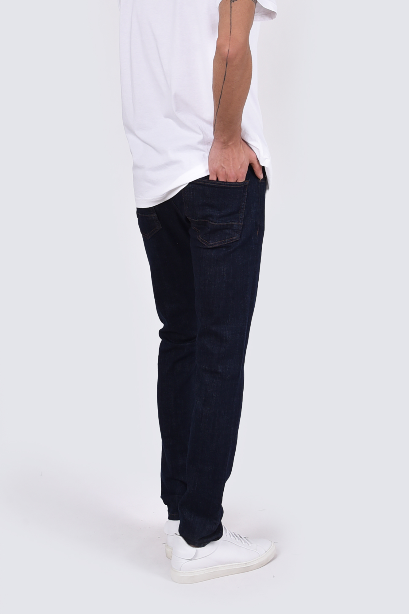 شلوار جین اسلیم