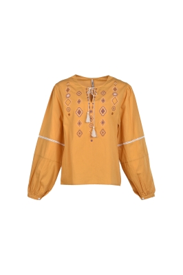 بلوز آستین بلند گلدوزی دار