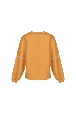 بلوز آستین بلند گلدوزی دار