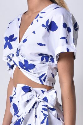 بلوز آستین کوتاه پیش گره دار