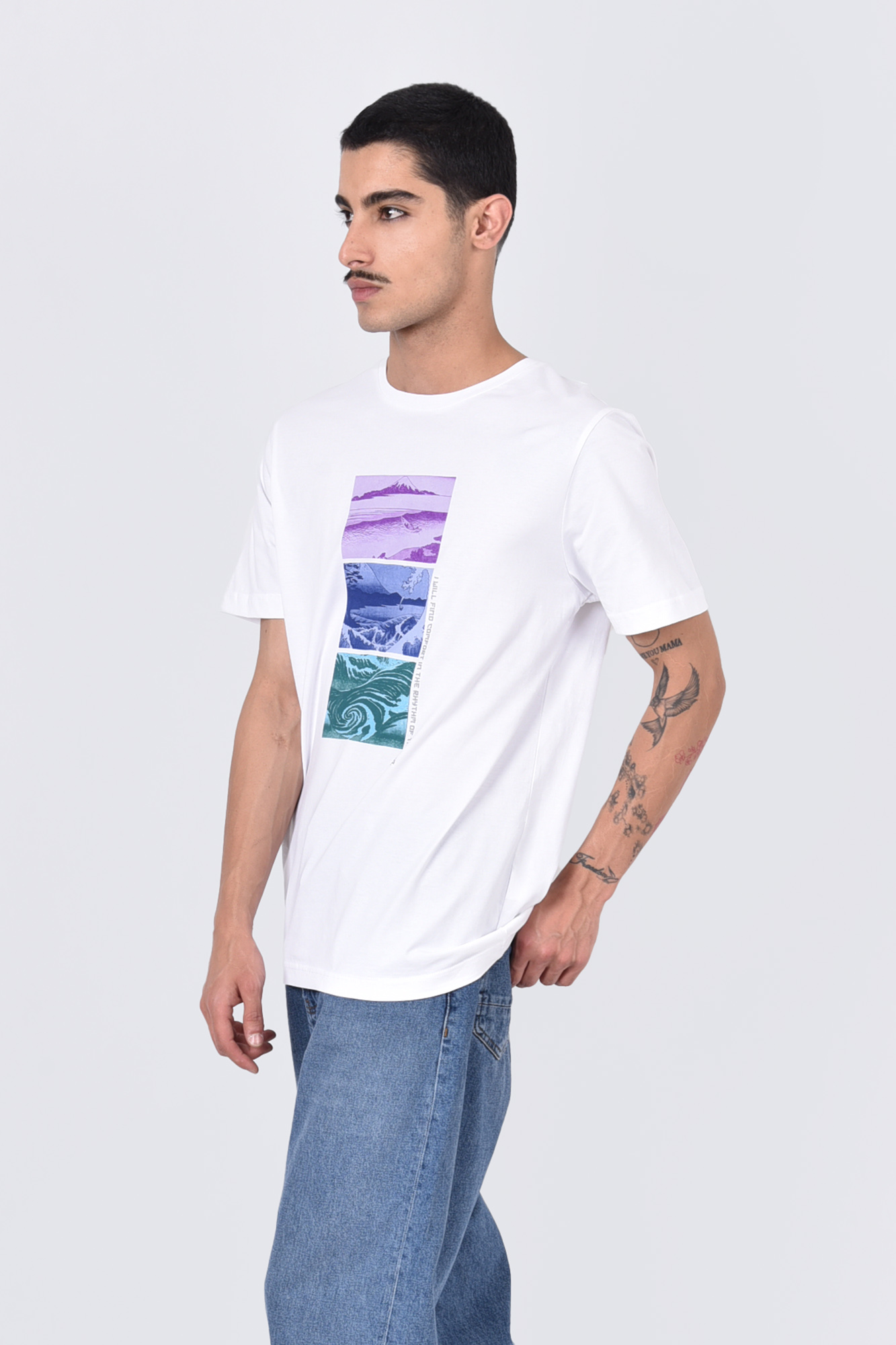 تیشرت  آستین کوتاه چاپی