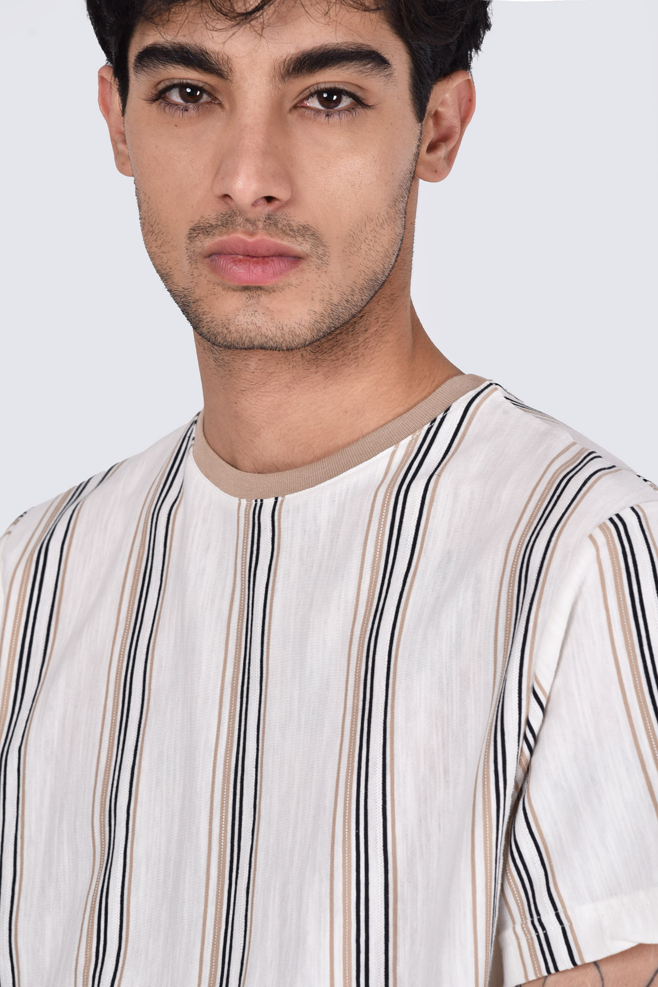 تیشرت آستین کوتاه راه راه