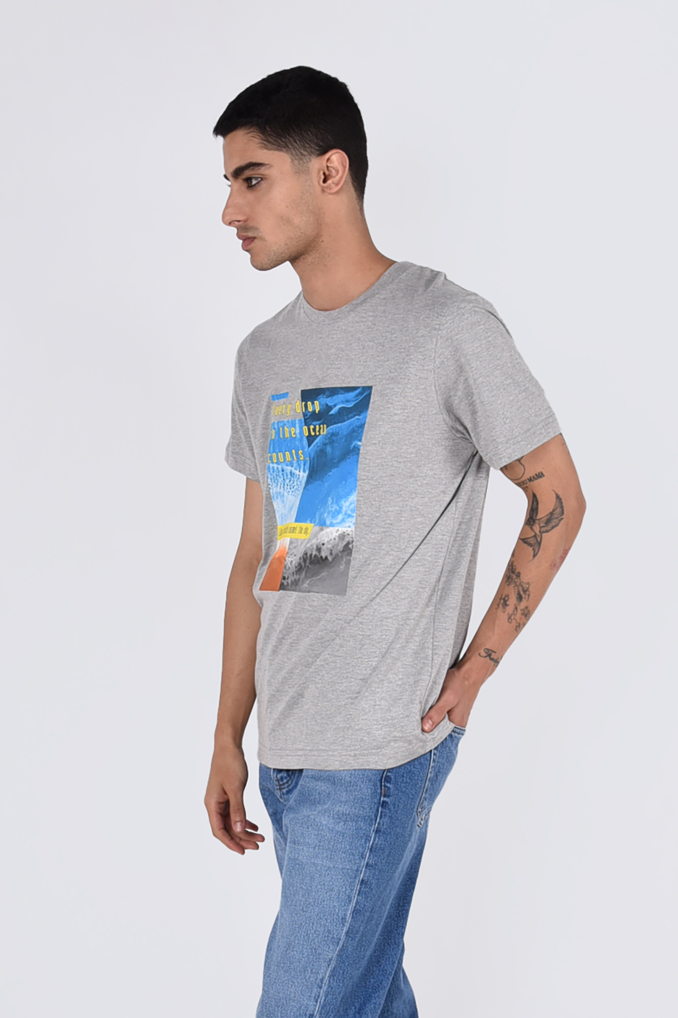 تیشرت آستین کوتاه چاپی