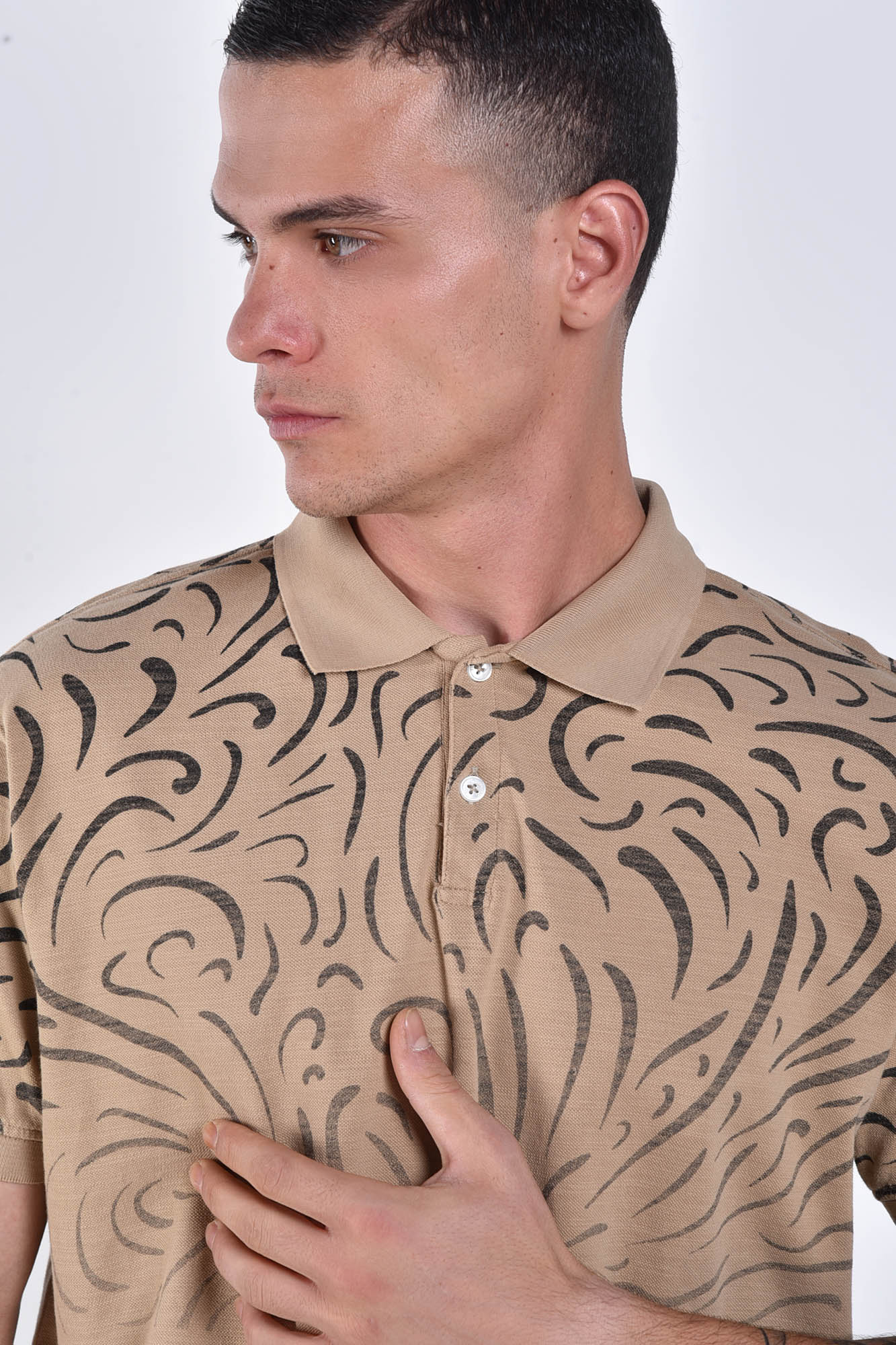 پولوشرت آستین کوتاه چاپی