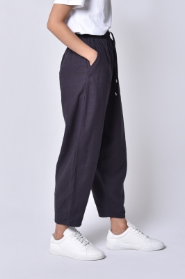 شلوار پارچه ای ساده زنانه