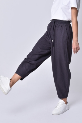 شلوار پارچه ای ساده زنانه