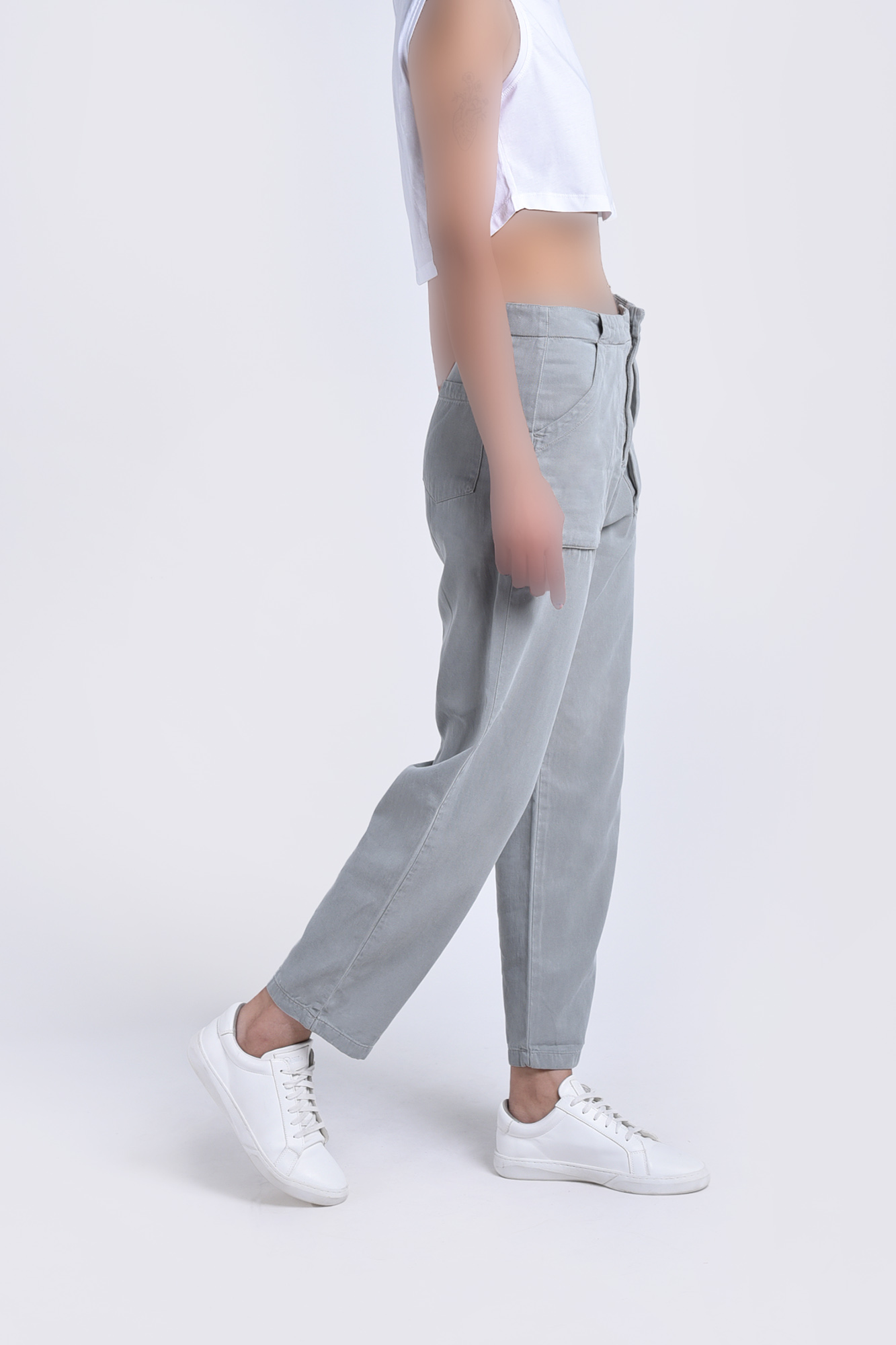 شلوار کتان جیب پاکتی دار