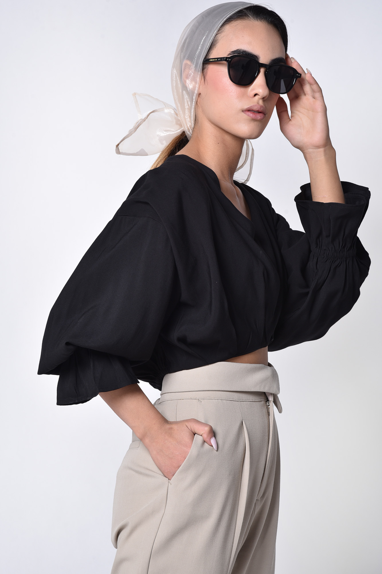 بلوز آستین بلند کراپ پیلی دار