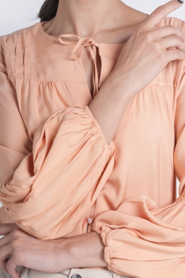 شومیز آستین بلند چین دار