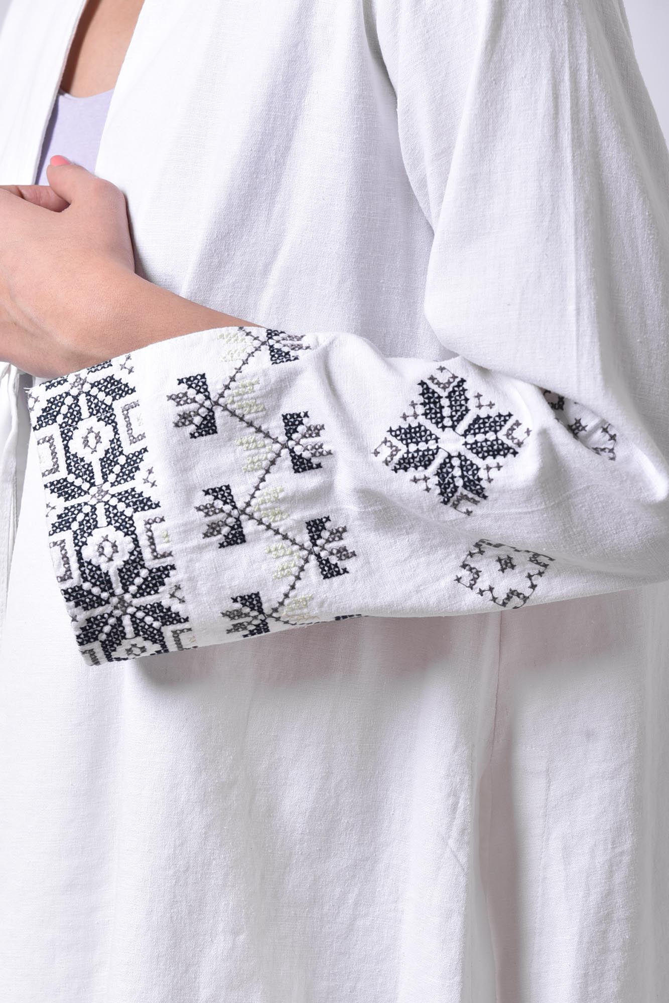 مانتو لینن آستین گلدوزی