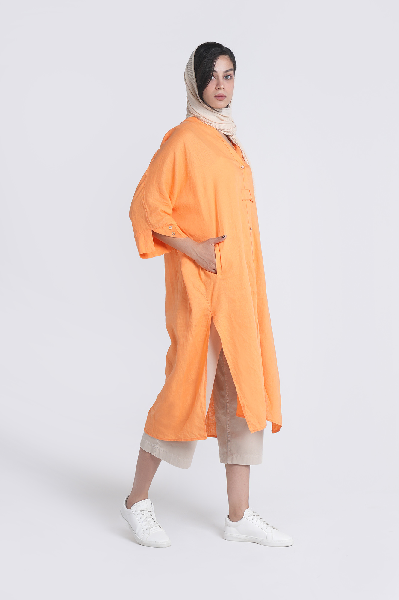 مانتو لینن یقه ایستاده