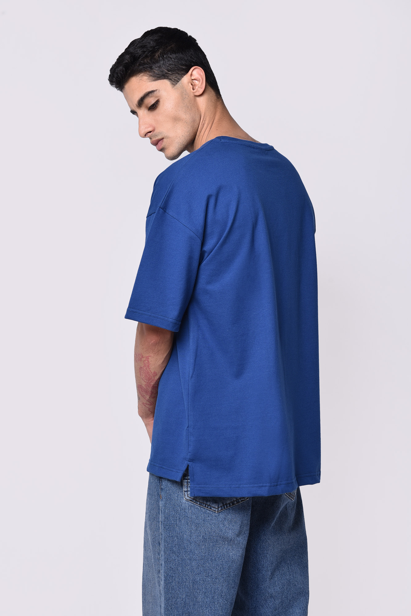 تیشرت آستین کوتاه جیب دار