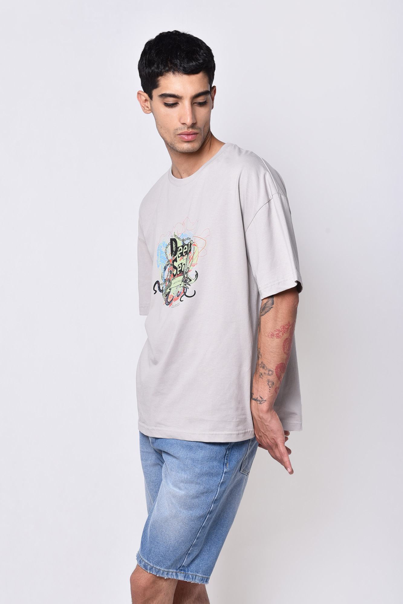 تیشرت آستین کوتاه چاپی