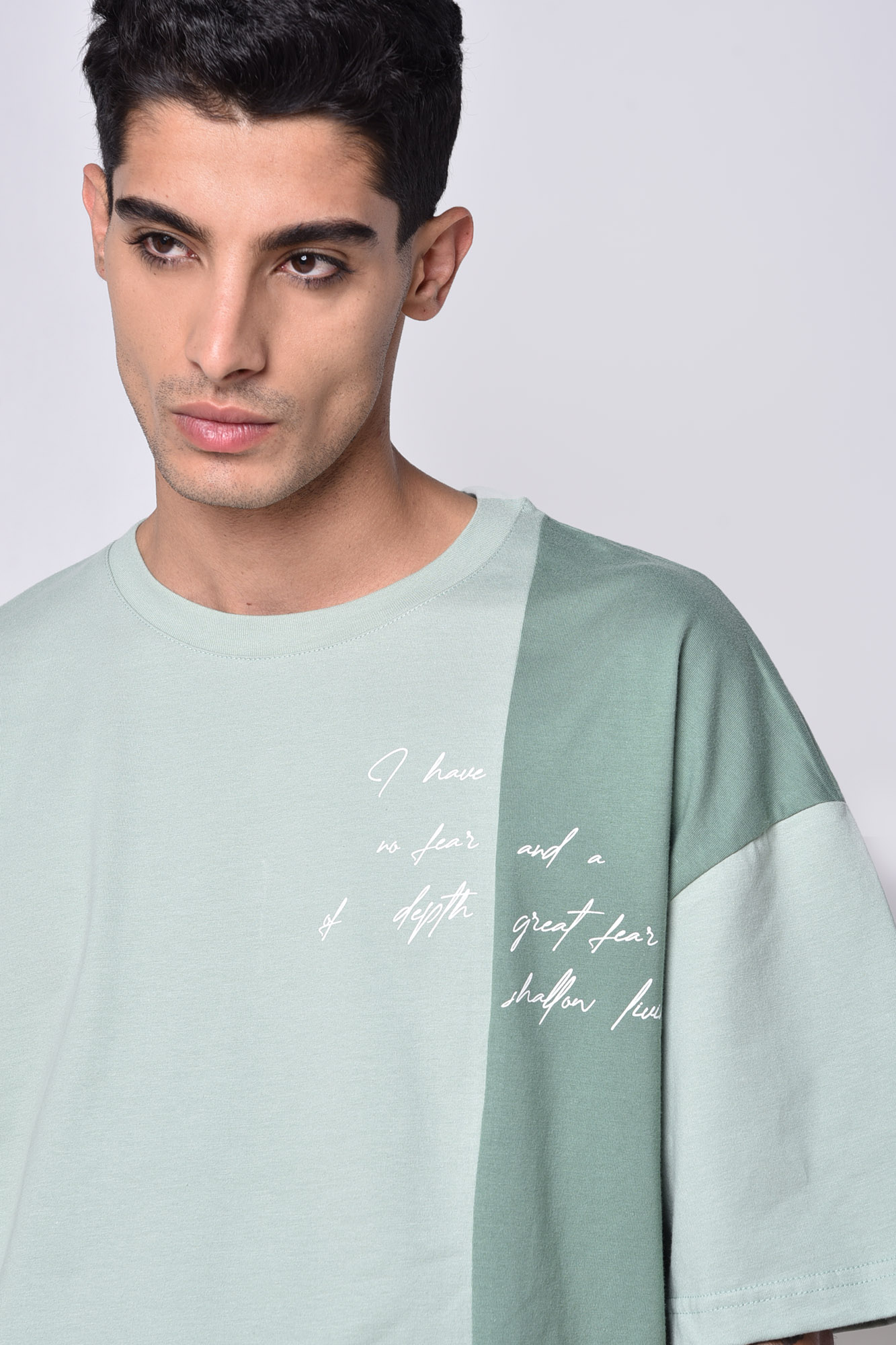 تیشرت آستین کوتاه چاپی