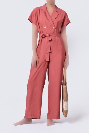 اورال یقه دار