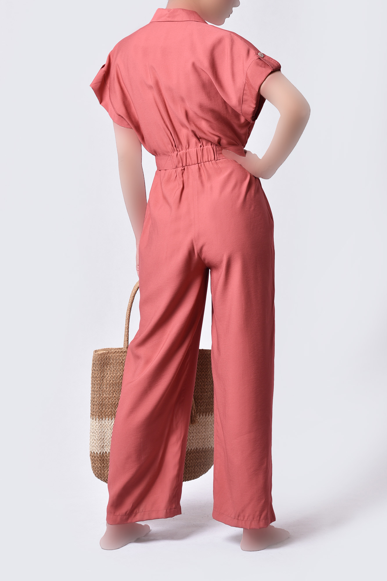 اورال یقه دار