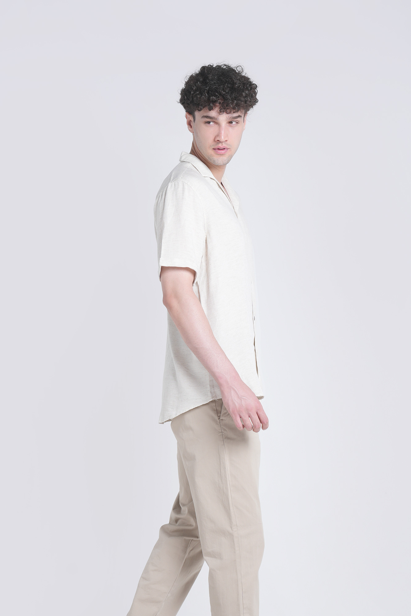 پیراهن آستین کوتاه ساده مردانه