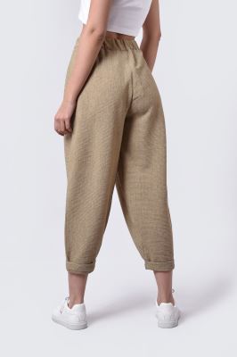 شلوار پارچه ای ساده زنانه