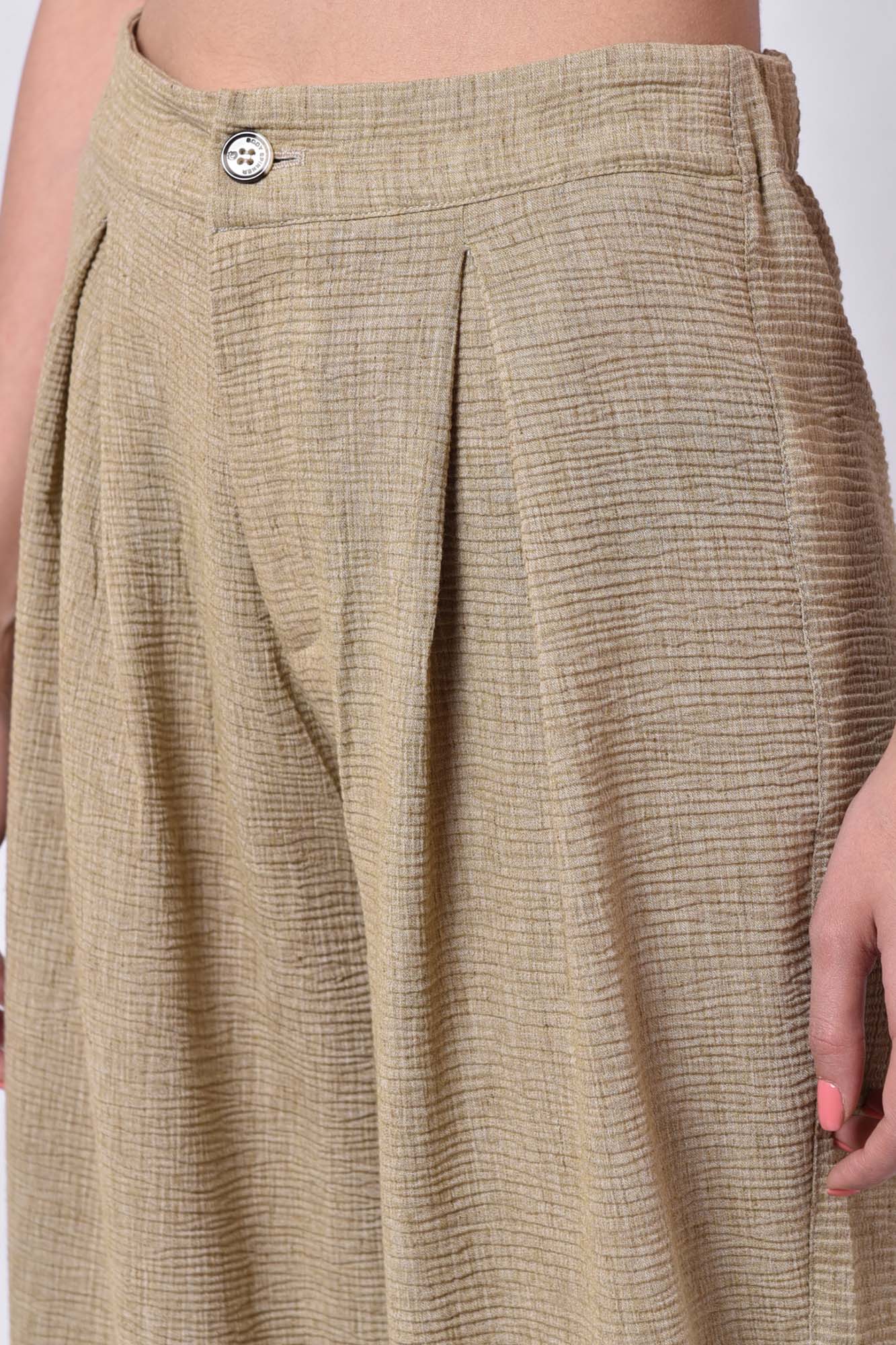 شلوار پارچه ای ساده زنانه