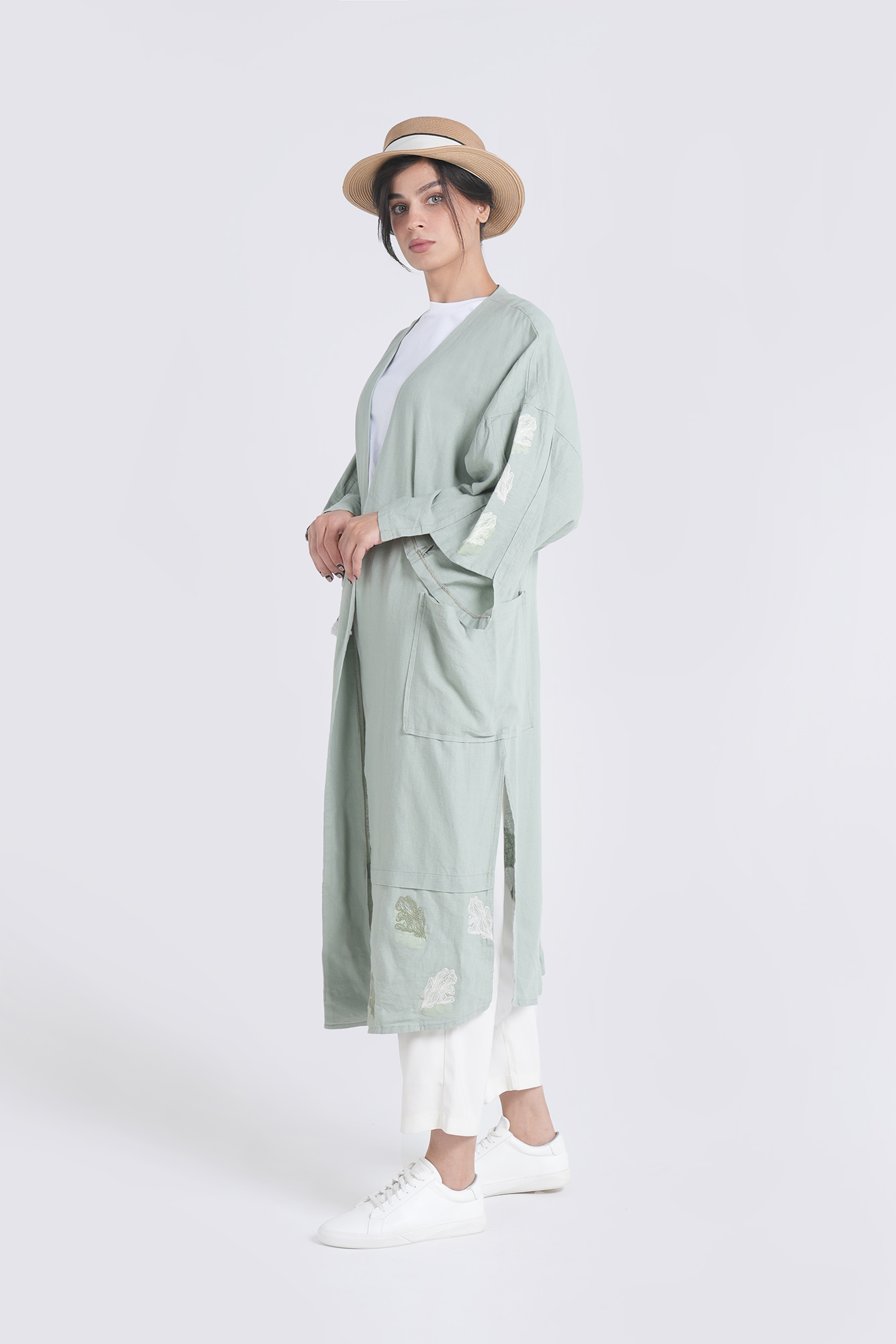 مانتو چاپ و گلدوزی زنانه