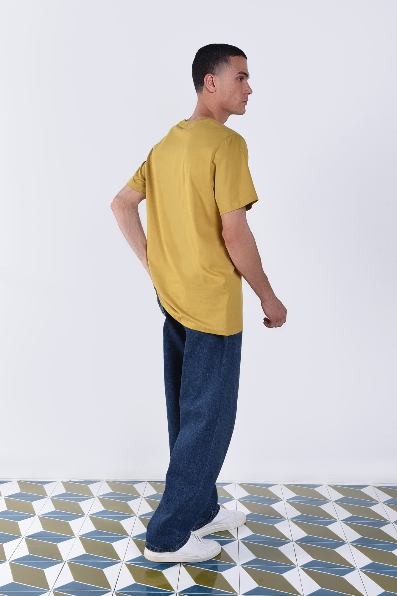 تیشرت آستین کوتاه چاپی مردانه