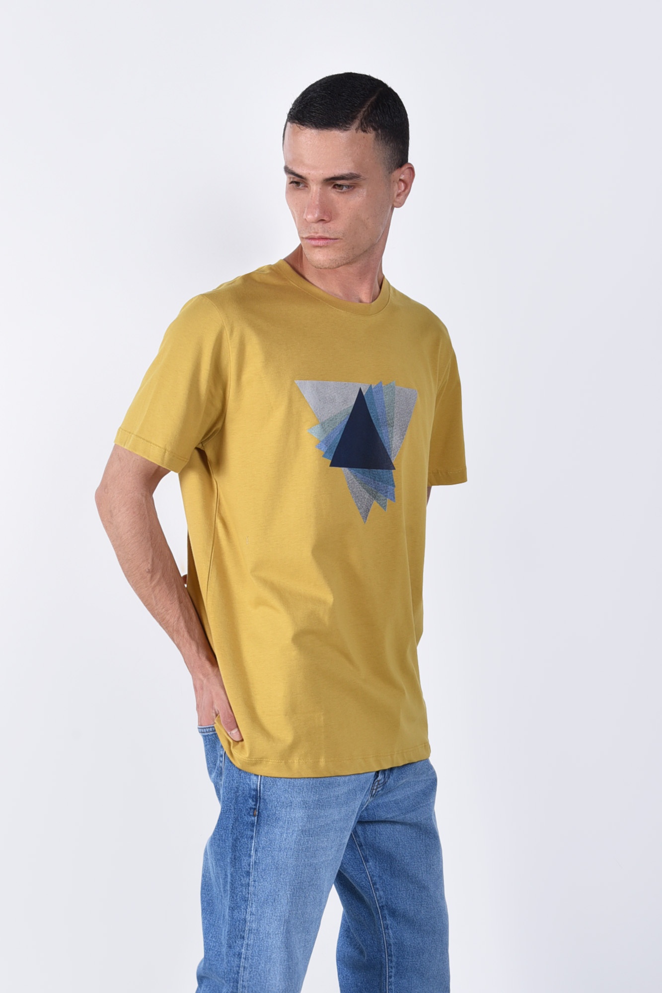 تیشرت آستین کوتاه چاپی مردانه