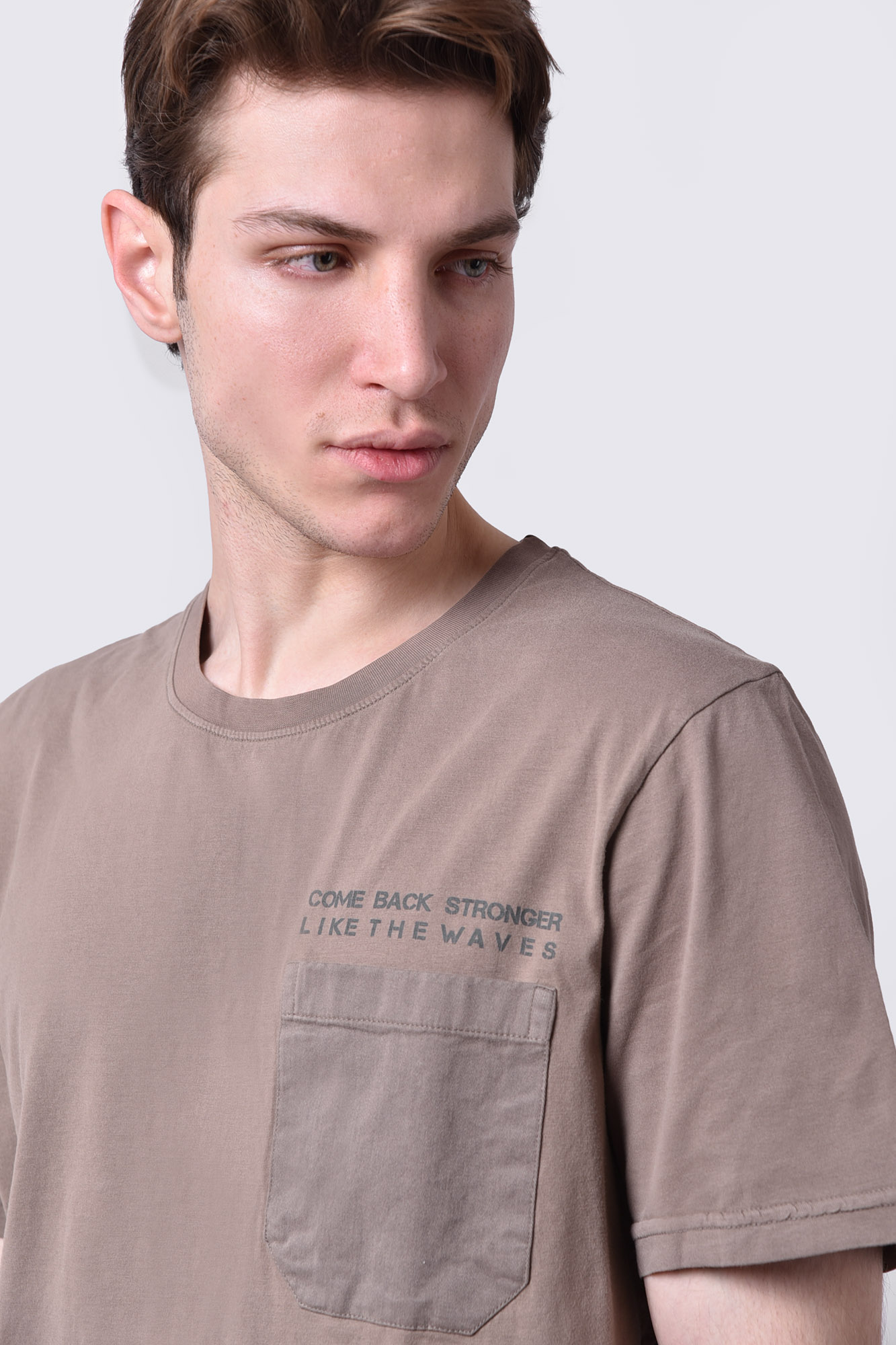 تیشرت آستین کوتاه چاپی مردانه