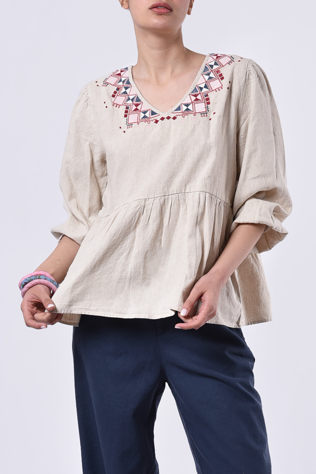 بلوز آستین بلند گلدوزی رنانه