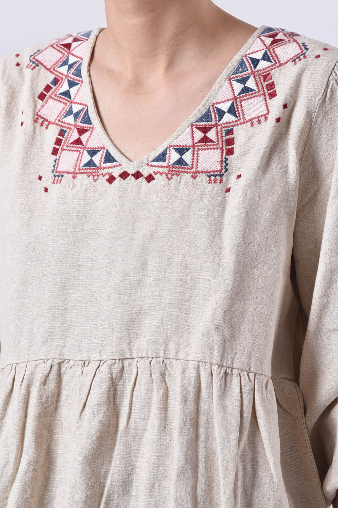 بلوز آستین بلند گلدوزی رنانه