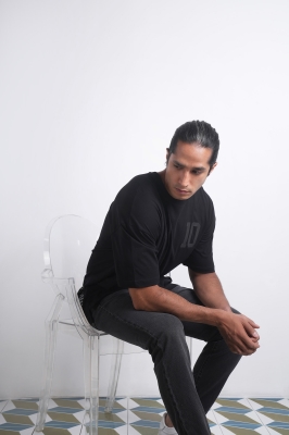 تیشرت آستین کوتاه چاپی مردانه