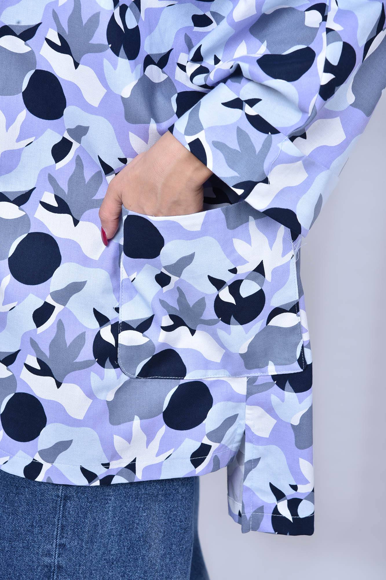 مانتوغیر رسمی طرحدار زنانه