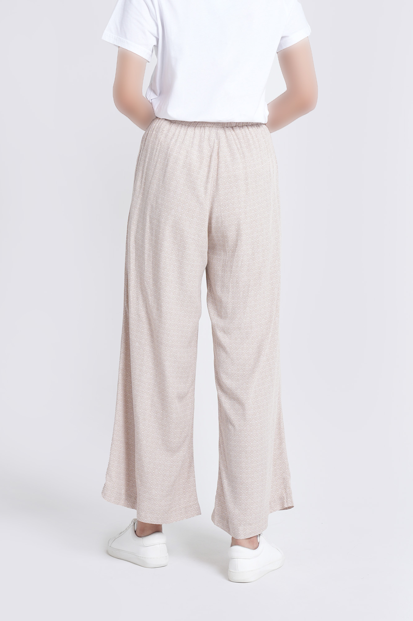 شلوار پارچه ای طرحدار زنانه