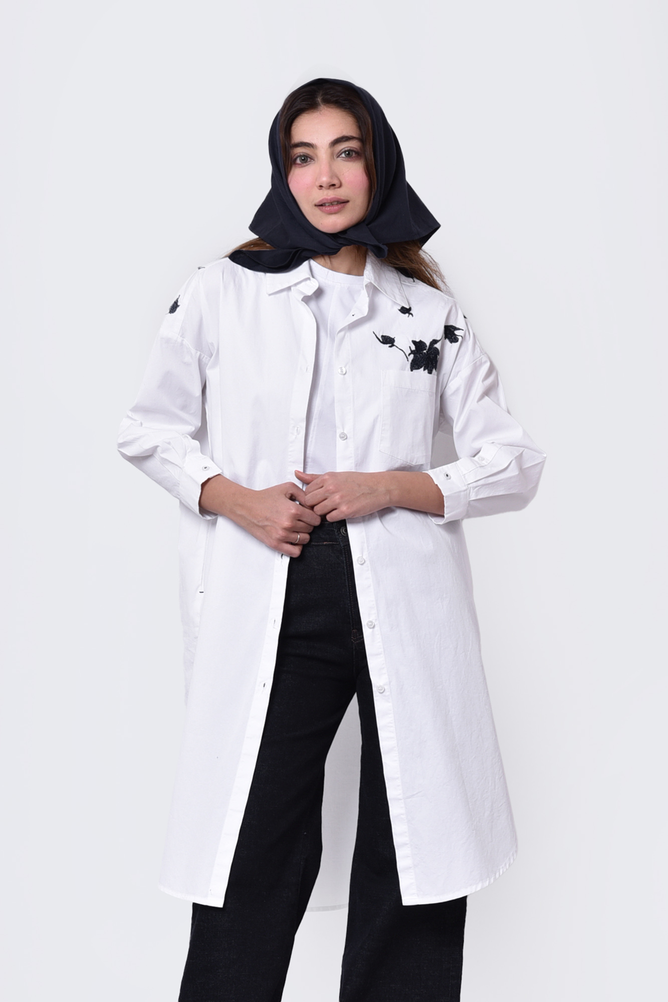 مانتو غیر رسمی گلدوزی زنانه