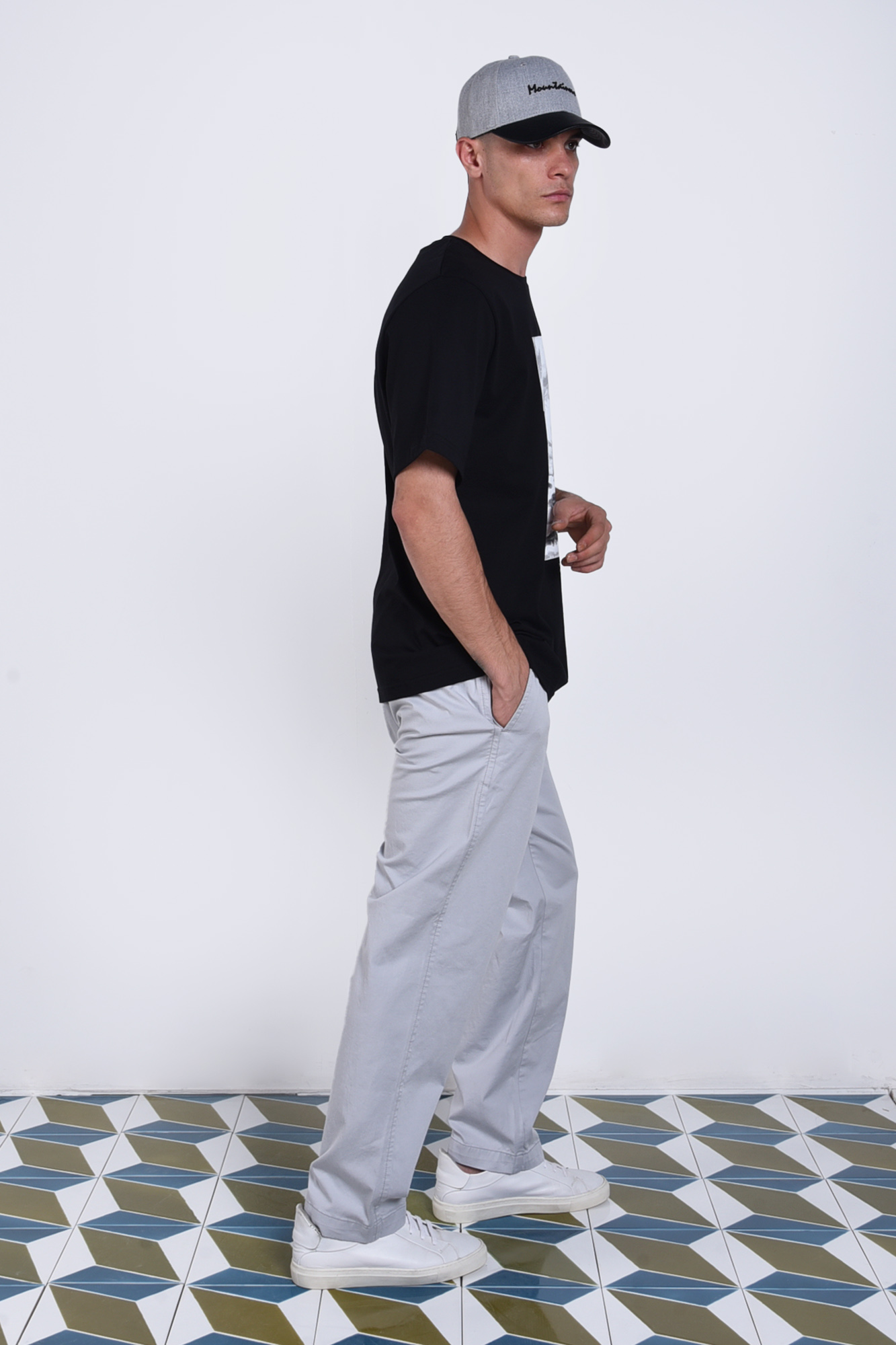 تیشرت آستین کوتاه چاپی مردانه