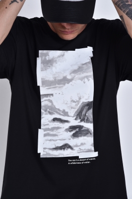 تیشرت آستین کوتاه چاپی مردانه