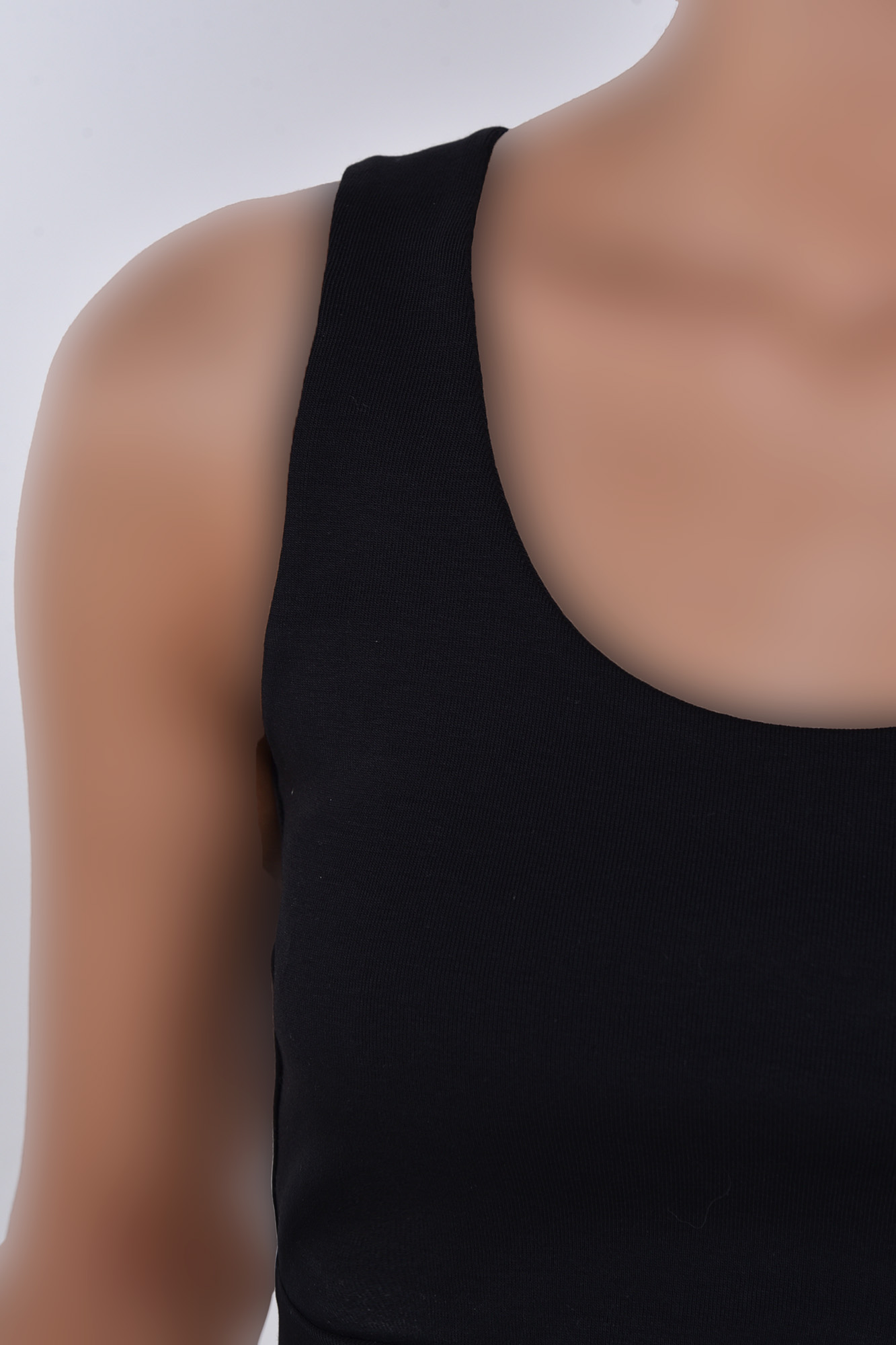 تاپ تیشرتی ساده زنانه