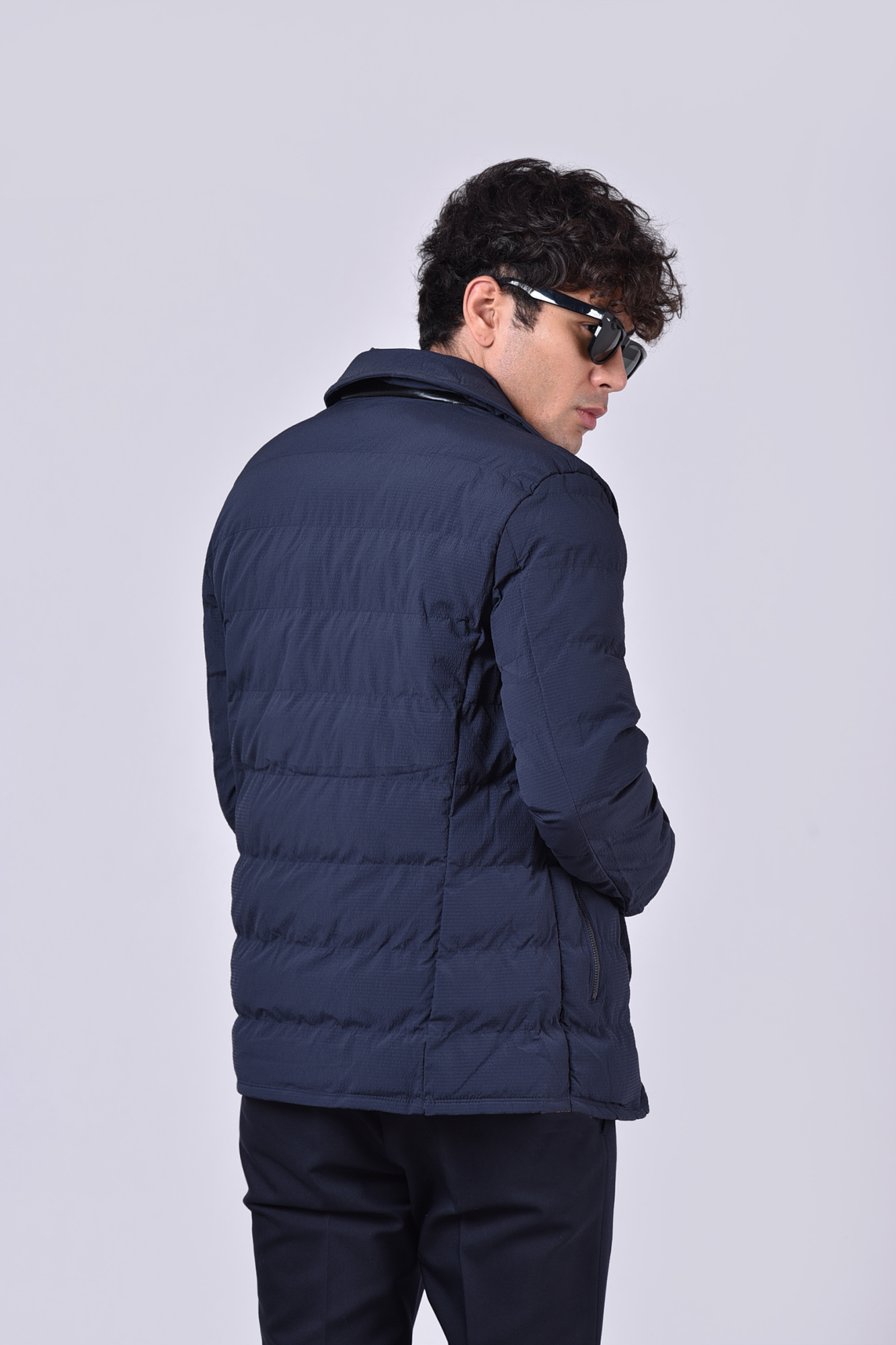 کاپشن کوتاه ساده مردانه