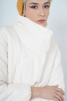 کاپشن بلند ساده زنانه