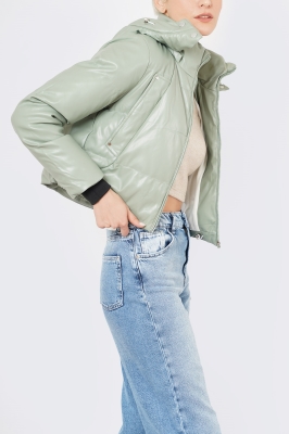 کاپشن کوتاه ساده زنانه