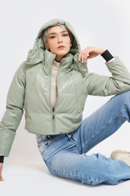 کاپشن کوتاه ساده زنانه