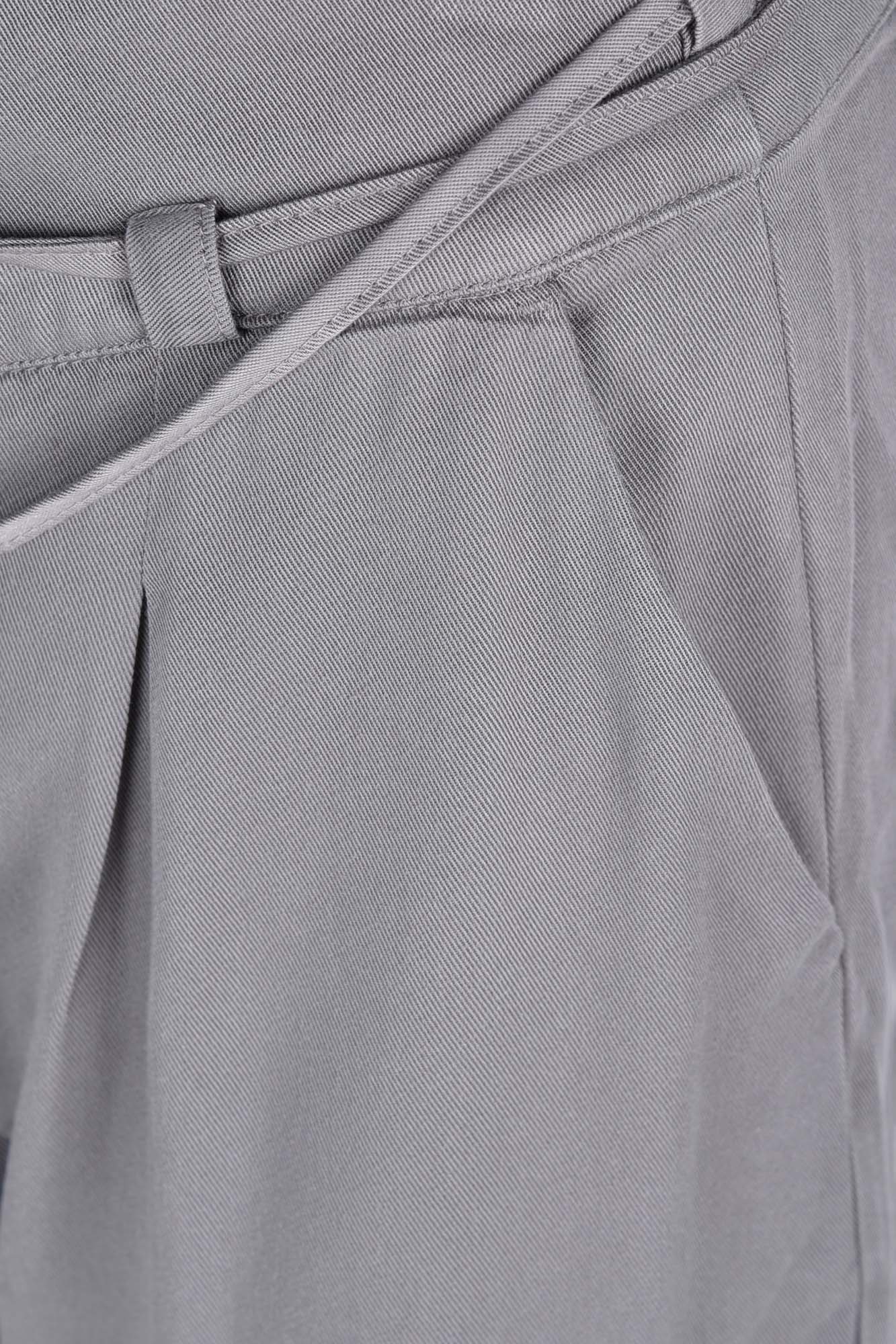 شلوار پارچه ای ساده زنانه