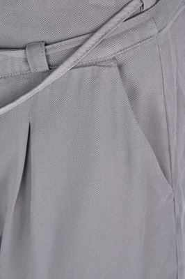 شلوار پارچه ای ساده زنانه