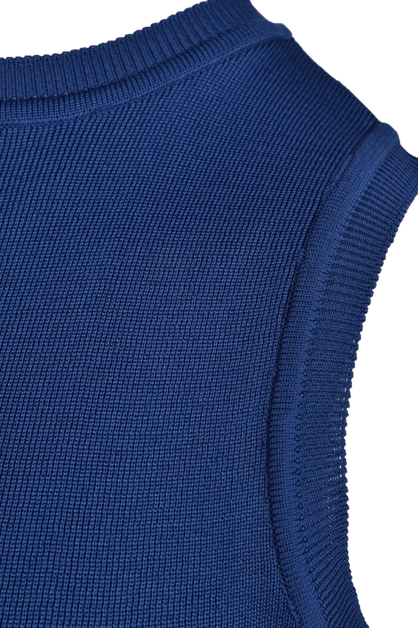 تاپ تیشرتی ساده زنانه