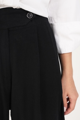 شلوار پارچه ای ساده زنانه