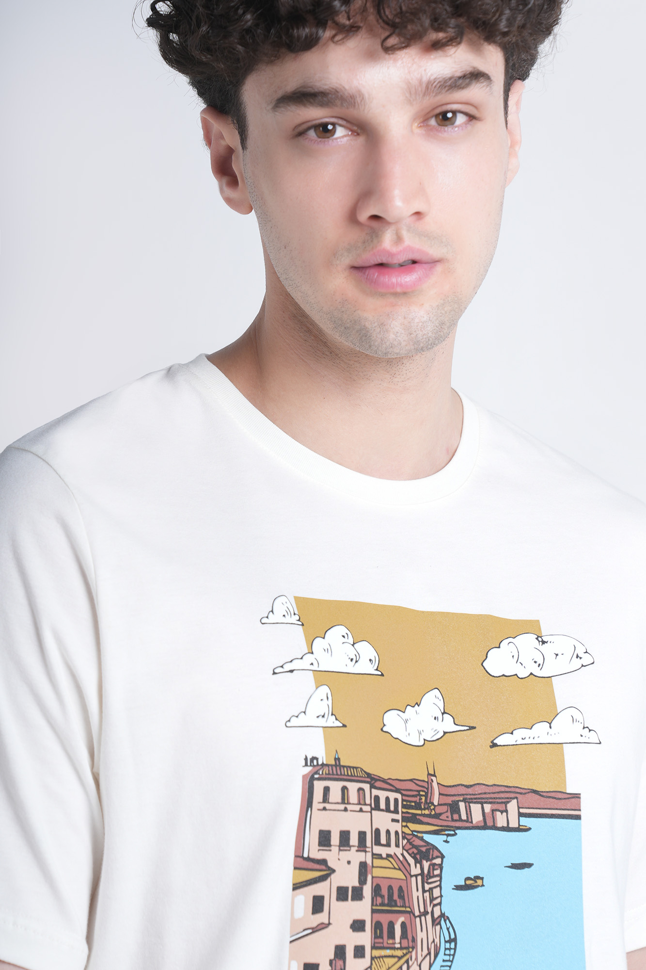 تیشرت آستین کوتاه چاپی مردانه