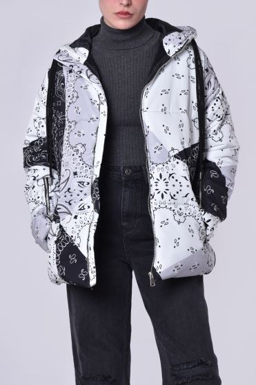 کاپشن کوتاه طرحدار زنانه